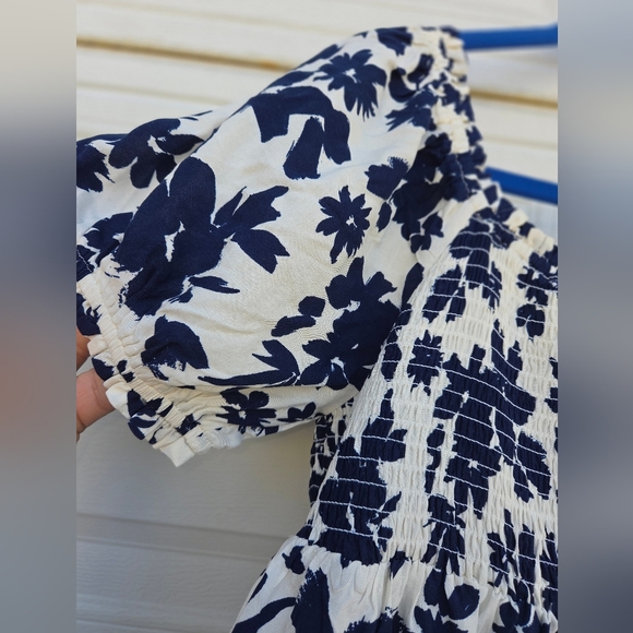 Maternity Navy and Cream Patterned Dress - Picture 4 of 4